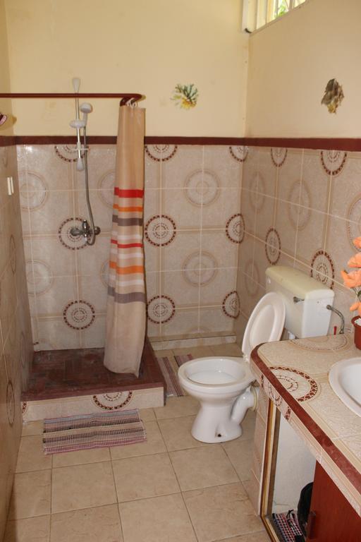 Villa Le Chapo Πορτ Ματουρέν Δωμάτιο φωτογραφία